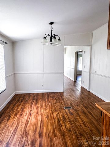 6 Lake Eden Circle, Black Mountain, NC 28711