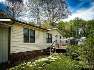 6 Lake Eden Circle, Black Mountain, NC 28711