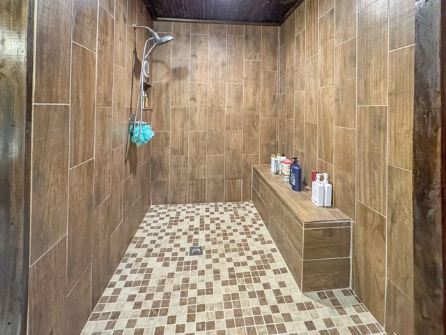 130 Wayne Threatt Rd, Dover, TN 37058
