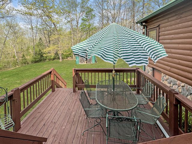 130 Wayne Threatt Rd, Dover, TN 37058