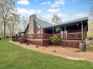 130 Wayne Threatt Rd, Dover, TN 37058