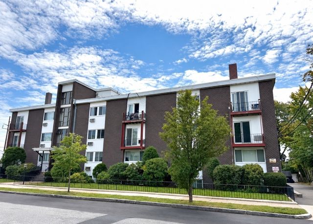 101 Waite St B4, Malden, MA 02148