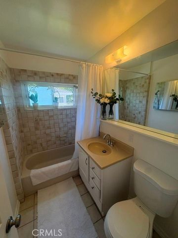 223 Lillian, Costa Mesa, CA 92627