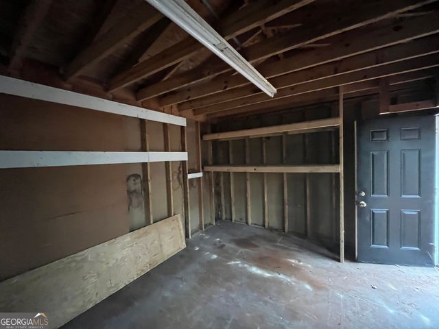 9168 Woodhaven Drive, Covington, GA 30014