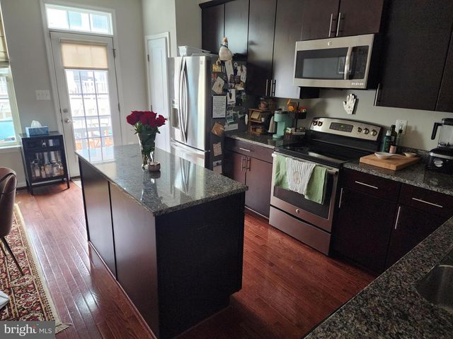 4517 FOSTER AVE, Baltimore, MD 21224