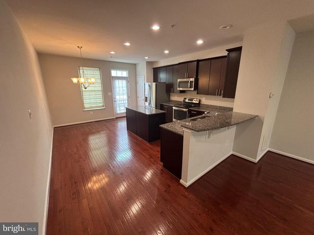 4517 FOSTER AVE, Baltimore, MD 21224