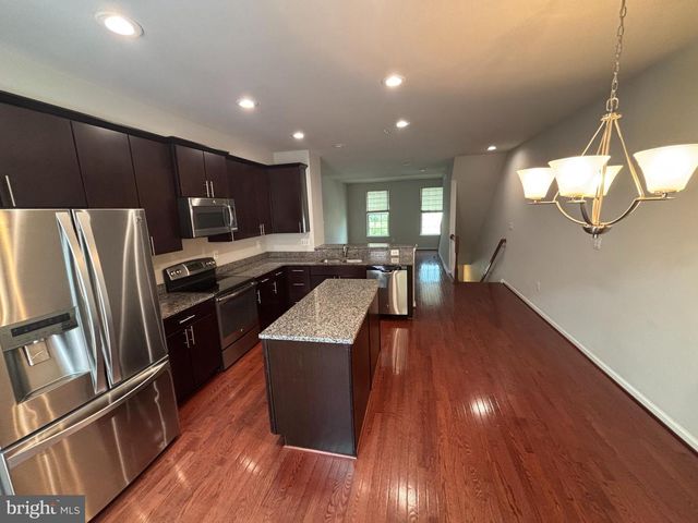 4517 FOSTER AVE, Baltimore, MD 21224