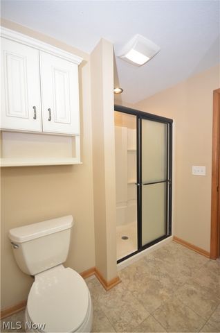 987 Howard Drive, Tallmadge, OH 44278