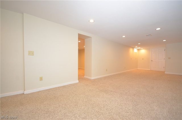 987 Howard Drive, Tallmadge, OH 44278