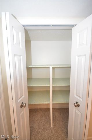 987 Howard Drive, Tallmadge, OH 44278