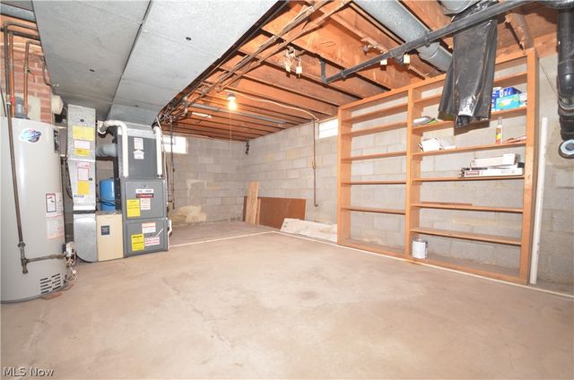 987 Howard Drive, Tallmadge, OH 44278