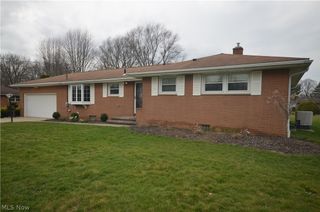 987 Howard Drive, Tallmadge, OH 44278