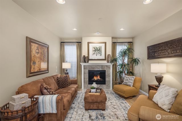 526 Rosario Avenue NE, Renton, WA 98059