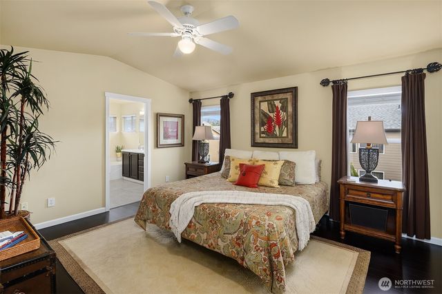 526 Rosario Avenue NE, Renton, WA 98059
