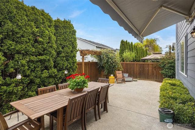 526 Rosario Avenue NE, Renton, WA 98059
