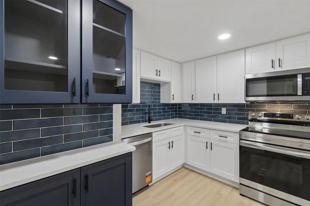 4504 ASHMORE DRIVE, Tampa, FL 33610