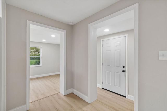 4504 ASHMORE DRIVE, Tampa, FL 33610