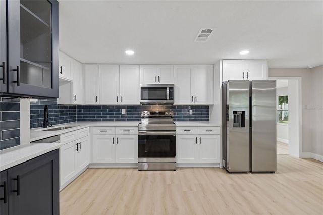 4504 ASHMORE DRIVE, Tampa, FL 33610