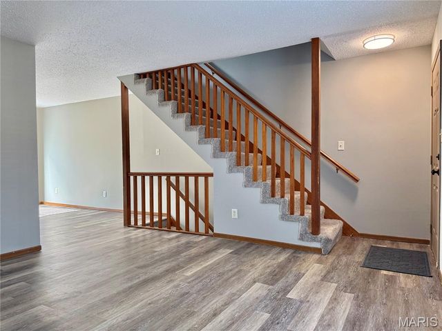 10518 Briston Court, St Louis, MO 63114