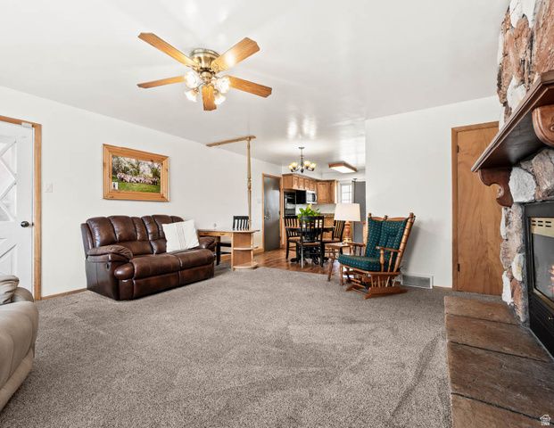 406 W 600 N, Lehi, UT 84043