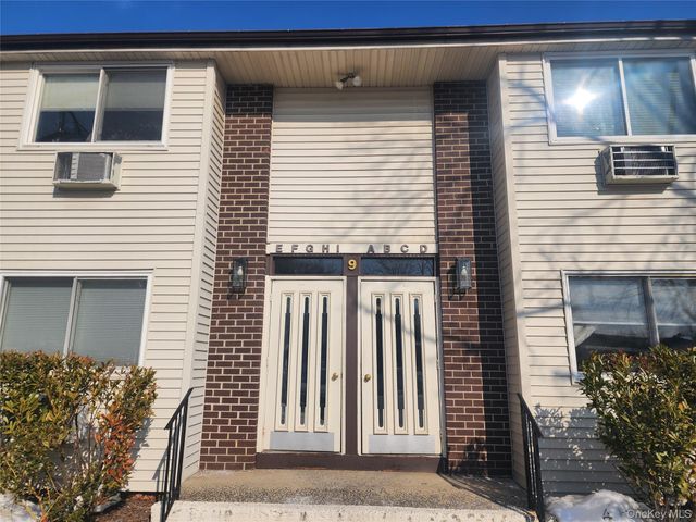 9G Blue Hill Commons Drive, Orangeburg, NY 10962