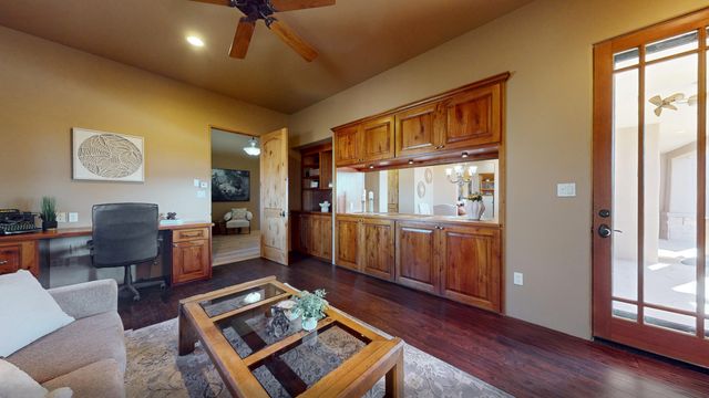 40 Anasazi Trails Loop, Placitas, NM 87043