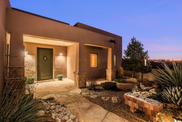 40 Anasazi Trails Loop, Placitas, NM 87043