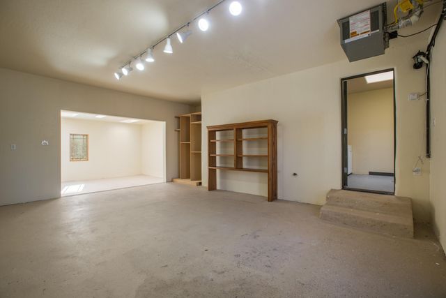 40 Anasazi Trails Loop, Placitas, NM 87043