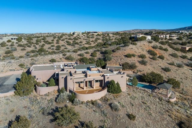 40 Anasazi Trails Loop, Placitas, NM 87043