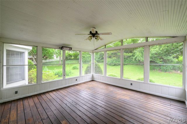 6 Lost Meadow Court, St Charles, MO 63303