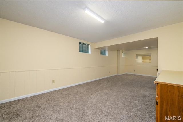 6 Lost Meadow Court, St Charles, MO 63303