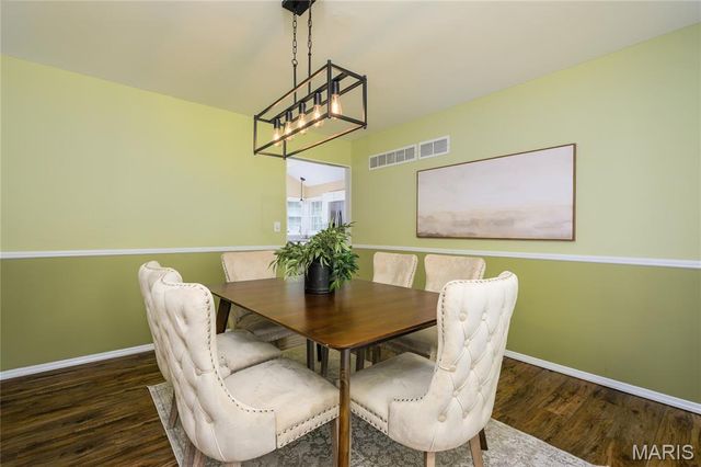 6 Lost Meadow Court, St Charles, MO 63303