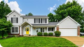6 Lost Meadow Court, St Charles, MO 63303
