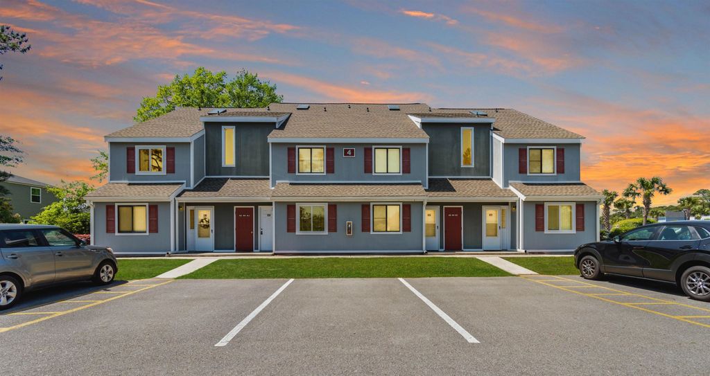 1851 Colony Dr Apt 4G, Myrtle Beach, SC 29575