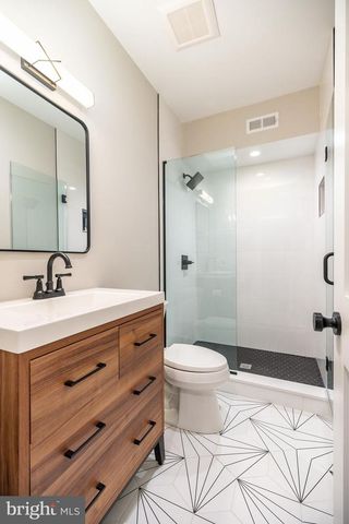 209 E GORGAS LN, Philadelphia, PA 19119