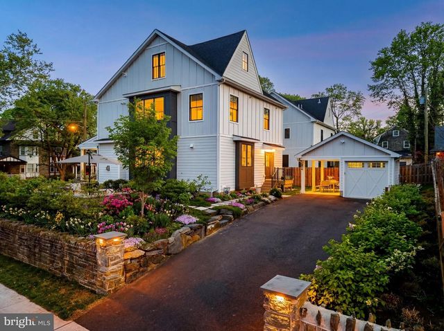 209 E GORGAS LN, Philadelphia, PA 19119