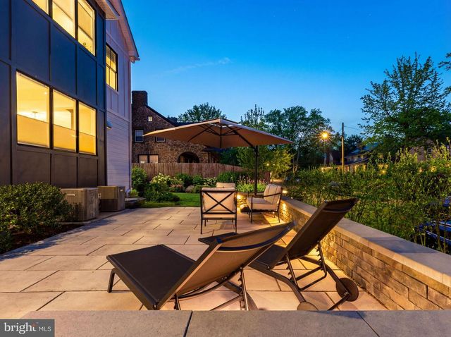 209 E GORGAS LN, Philadelphia, PA 19119