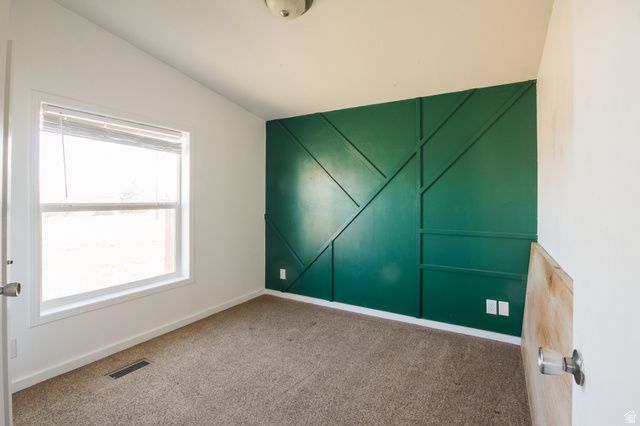 3529 W 700 N, Maeser, UT 84078