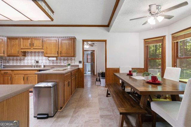 280 Deer Trace Drive, Mcdonough, GA 30253