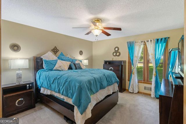 280 Deer Trace Drive, Mcdonough, GA 30253