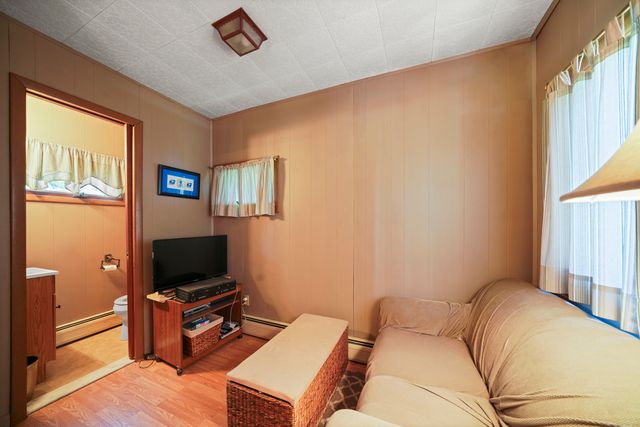 71 Columbus Avenue, Meriden, CT 06451