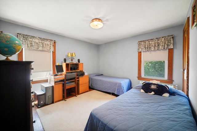 71 Columbus Avenue, Meriden, CT 06451