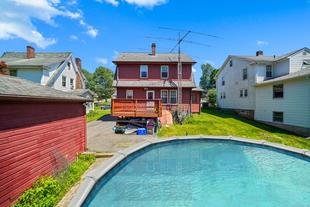71 Columbus Avenue, Meriden, CT 06451