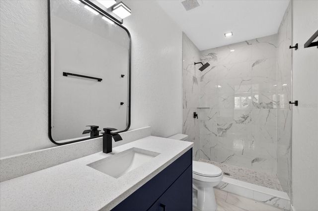 4019 MCLANE DRIVE, Tampa, FL 33610