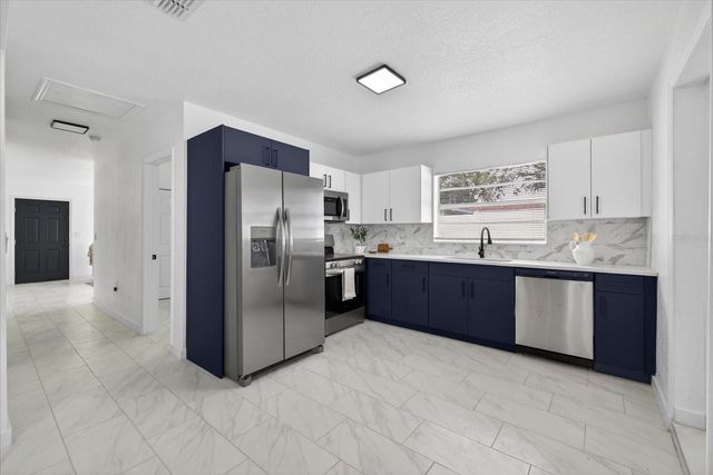 4019 MCLANE DRIVE, Tampa, FL 33610