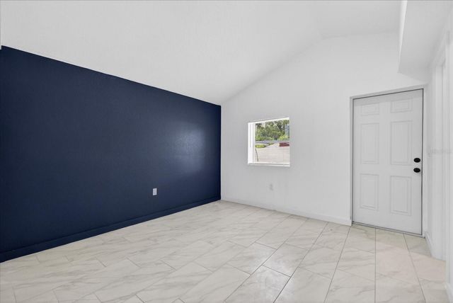 4019 MCLANE DRIVE, Tampa, FL 33610