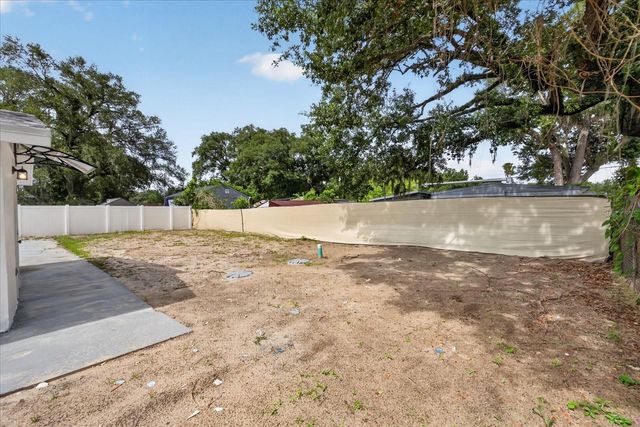 4019 MCLANE DRIVE, Tampa, FL 33610