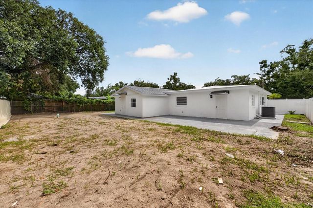 4019 MCLANE DRIVE, Tampa, FL 33610