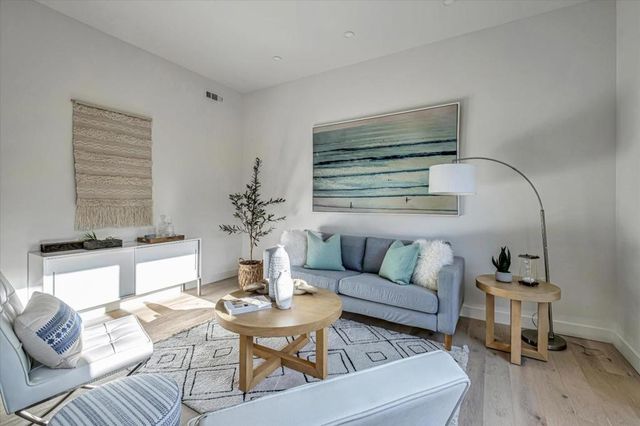 105 Darlington, Soquel, CA 95073