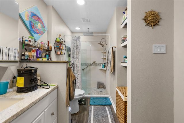 909 Westview Street, Bryan, TX 77802